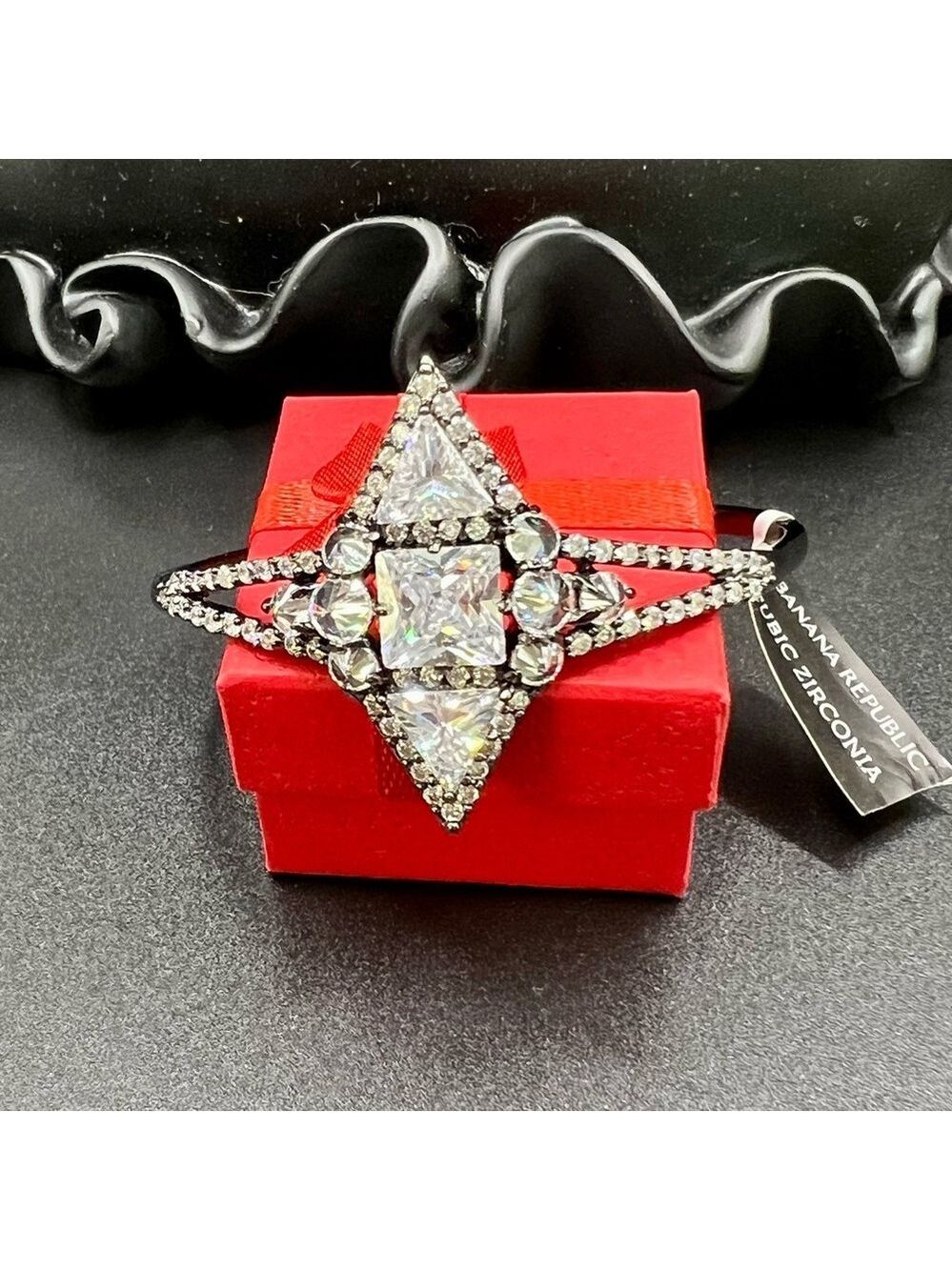 Stunning Banana Republic Edwardian Bracelet w/ Round Square and Triangular CZs - Picture 7 of 11
